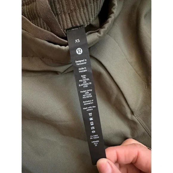 Lululemon mens Pant Size XS - Picture 3 of 8